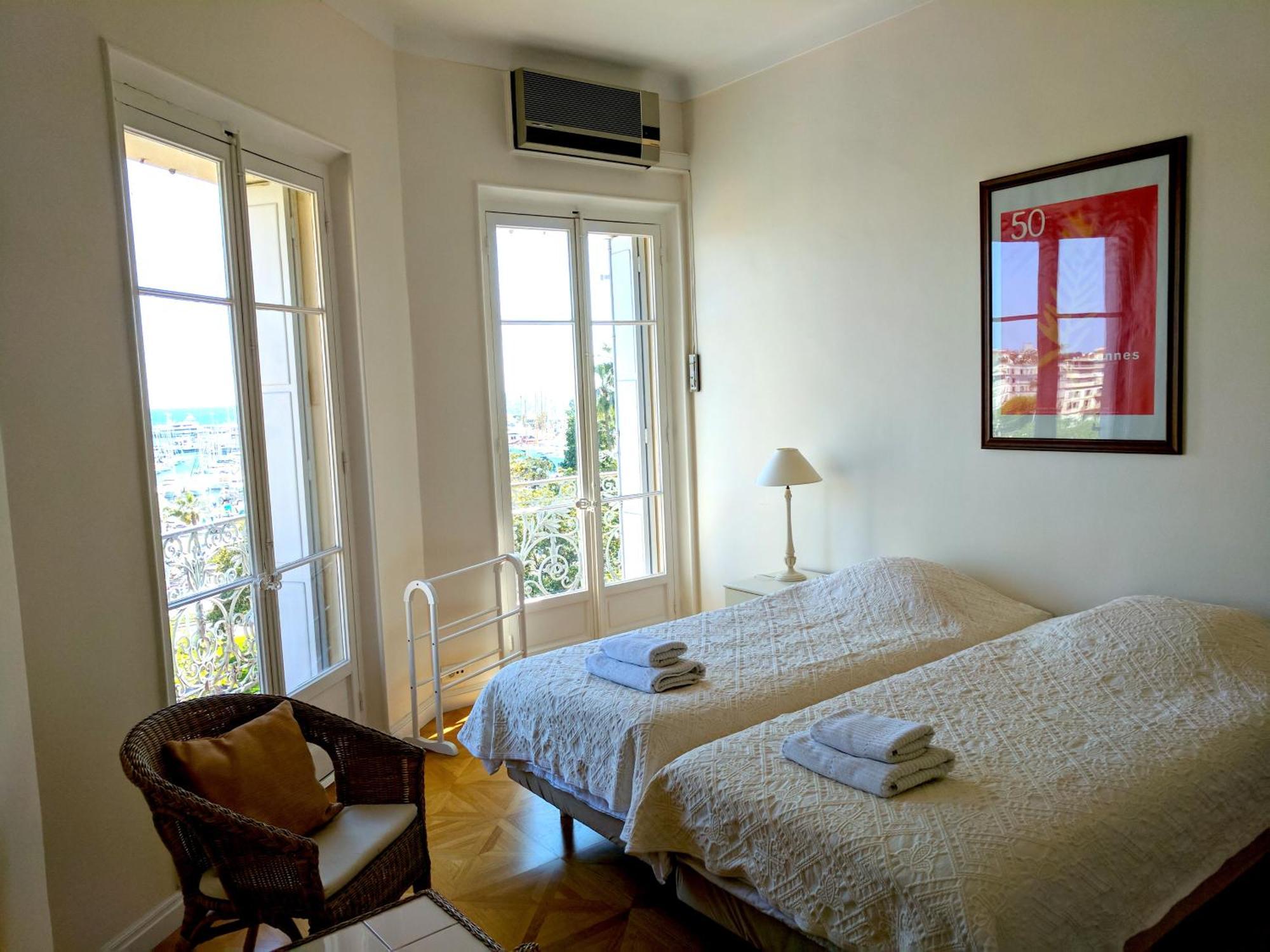 Citilet Louis Blanc 1,2,3 - Three Gorgeous, Open-Plan Apartments Cannes Szoba fotó