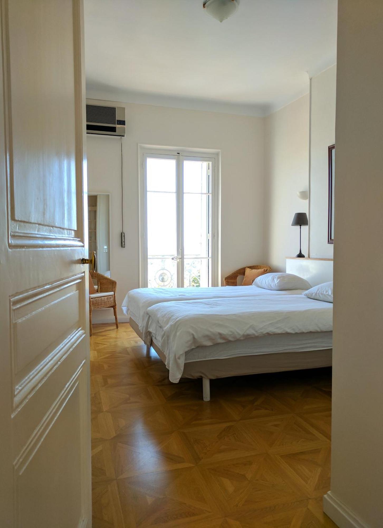 Citilet Louis Blanc 1,2,3 - Three Gorgeous, Open-Plan Apartments Cannes Szoba fotó
